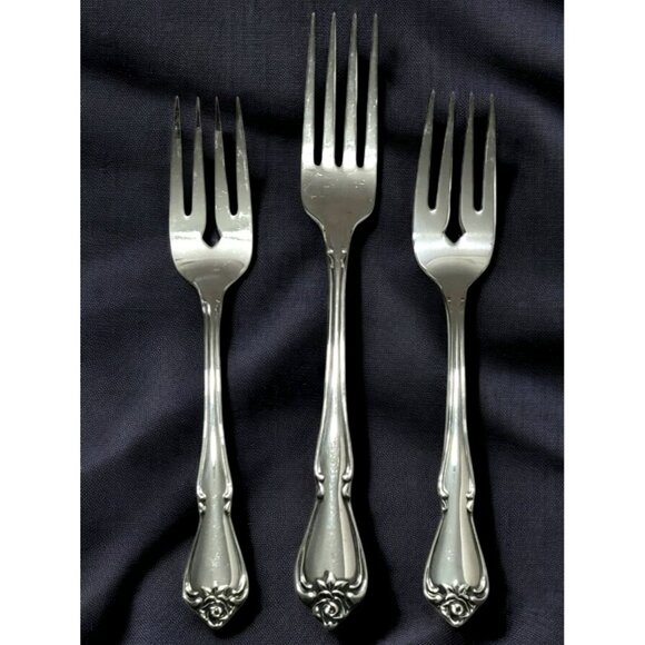 Oneida Rogers True Arbor Rose 1 Dinner Fork 2 Salad Forks Replacement Stainless - Picture 1 of 6